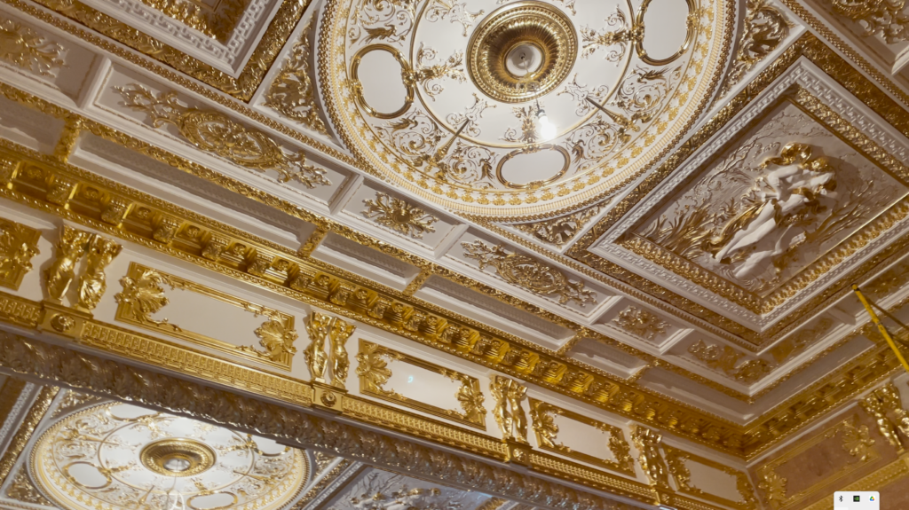 decorative plaster cornice in luxury London interior